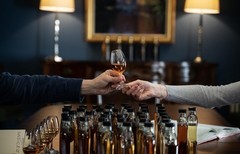 GLENCAIRN Whiskey Copita Glass and Tasting Cap in Gift Carton